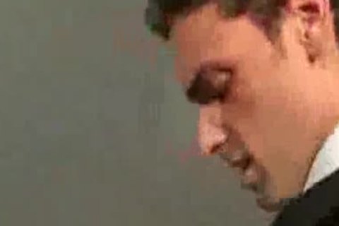 Jeremy Bilding slams John Magnum