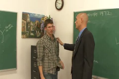 beautiful homosexuals fucking In Classroom