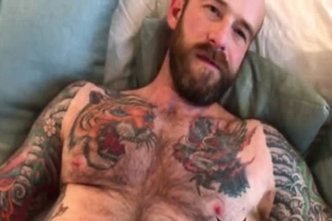 Bears pound bare With Some Fisting