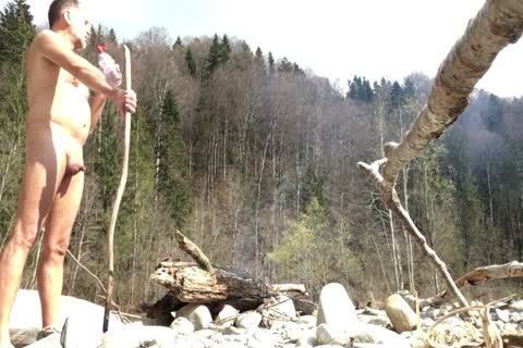 Nudist Starting-up His small dick