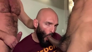 1 Wh0re VS 2 Daddy penises PART 1/2 [ONLYFANS]